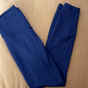 BLACK Lululemon wunder under legging